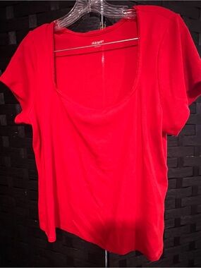 Old Navy Red Scoop Neck Short Sleeve Women's Top